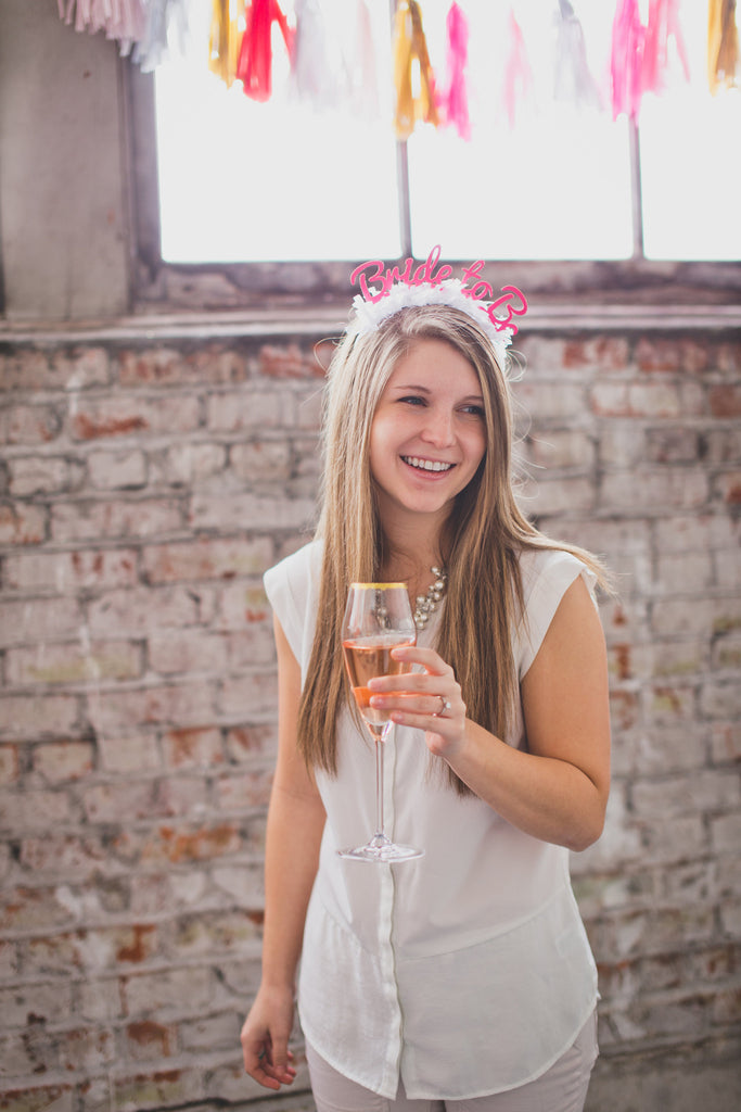 PARTY UP TOP HEADBAND: SINGLE 'BRIDE TO BE' - Bracket